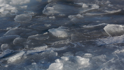  Ice floe at the sea