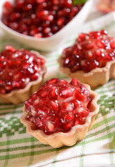 Cupcakes with pomegranate