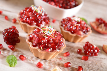 Cupcakes with pomegranate
