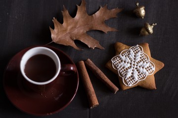 Fototapeta na wymiar coffee and gingerbread