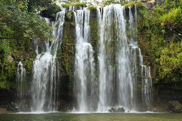 Fototapeta na wymiar Costa Rican Jungle Waterfall Paradise
