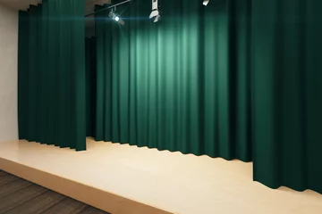 Papier Peint photo Théâtre Empty stage with green scenes and spotlights