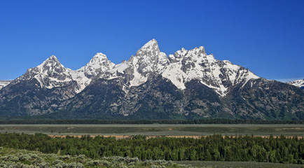 Grand Tetons mountain peaks / minarets in Grand Tetons National Park NP in Wyoming United States USA