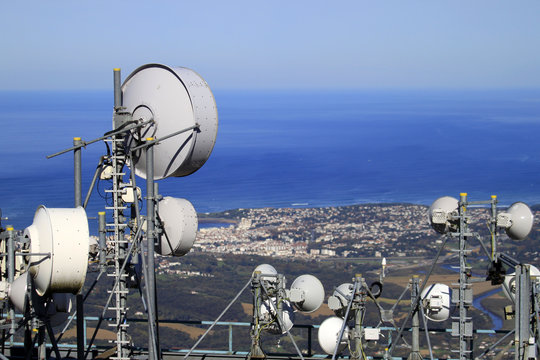 r&eacute;seau antenne relais ondes