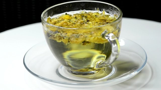 Chrysanthemenbl&uuml;ten, chinesischer Tee zur St&auml;rkung der Augen