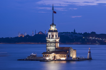 Fototapeta premium Maiden Tower or Kiz Kulesi Istanbul