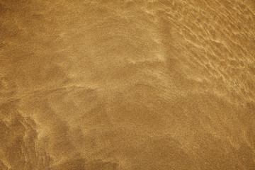 A billion sand grains ?! Amazing close up of beach - zoom in!