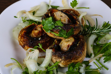 Baked champignons