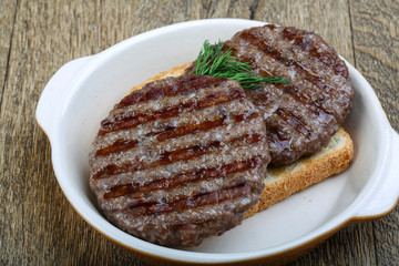 Grilled burger cutlet