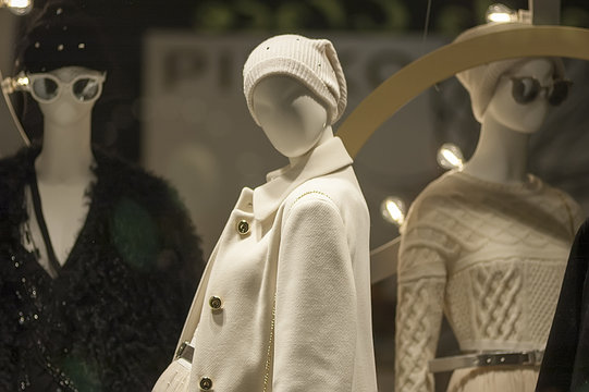 shop retail detail
