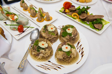 Aspic, jellied