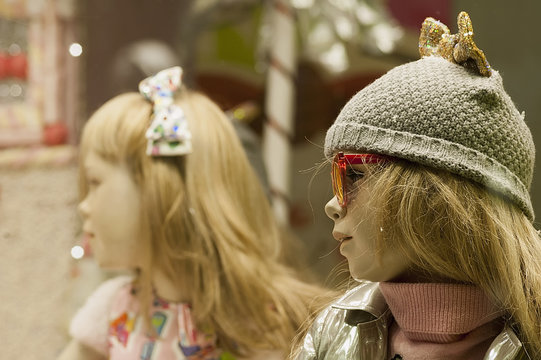 shop retail detail