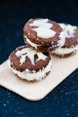 Sandwich cookies for Christmas