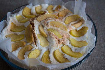 Apple cake with protein cream