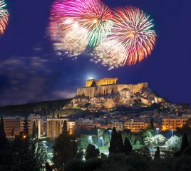 Fotobehang Akropolis met vuurwerk, viering van het nieuwe jaar in Athene, Griekenland © Tomas Marek
