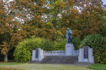 Monument to Beethoven, Karlovy Vary
