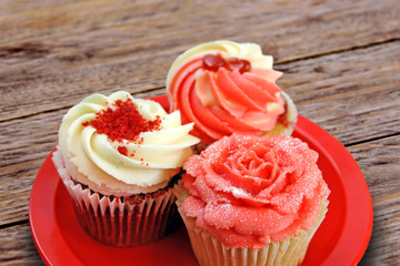 rosa rote glitzer cupcakes