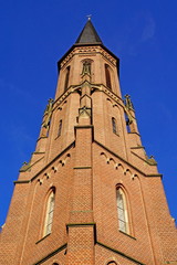 Fototapeta na wymiar Kath. HERZ-JESU-Kirche in WUPPERAL-ELBERFELD