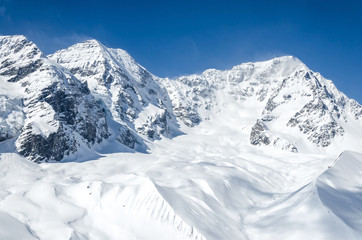Fototapeta na wymiar Berge Schnee Gletscher 