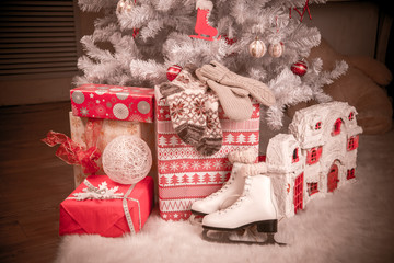 Fototapeta na wymiar Decorated Christmas tree and gifts