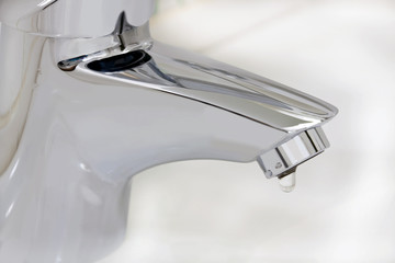 metal water tap 
