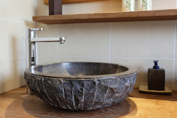 évier vasque de salle de bain en pierre naturelle noire