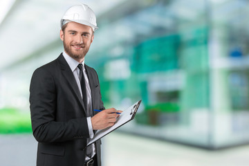 Architect, constructor