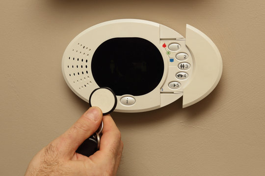 syst&egrave;me d'alarme maison avec jeton de proximit&eacute;