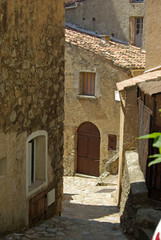Fototapeta na wymiar Corse, ruelles du village de Speloncato en Balagne