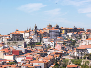 Fototapeta na wymiar The Porto skyline