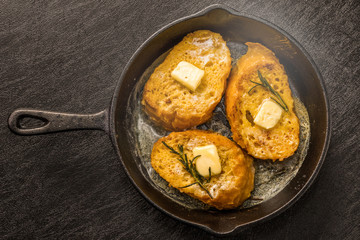 スキレットで作るフレンチトースト　 French toast Europeanness