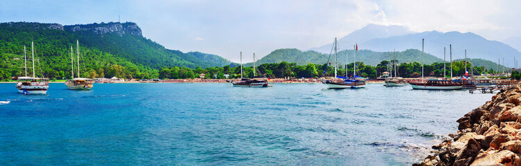 Fototapeta premium Panorama plaży Moonlight w Kemer, Antalya, Turcja