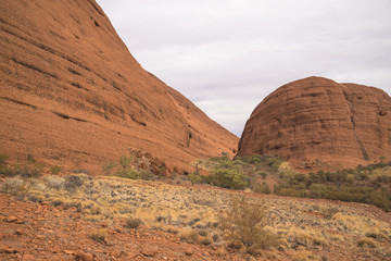 オルガ渓谷の風の谷