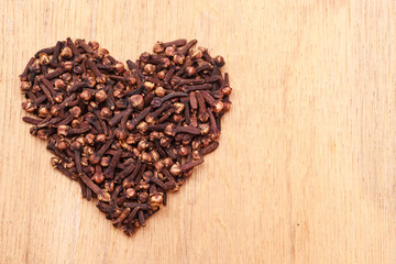 Heart form made from spice cloves