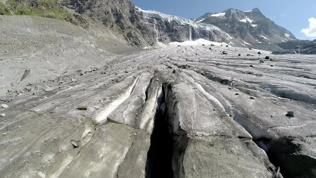 Seracchi sul ghiacciaio di Fellaria - Valmalenco