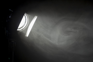 Filmlicht - Scheinwerfer - Lichttechnik - Nebel © Seegraphie
