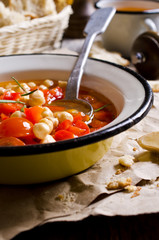 Clear soup with vegetables