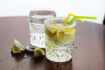 glass ice lemon