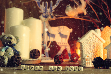 Composition candles branches cones