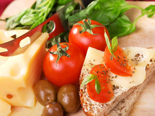 Cheese sandwich with tomato
