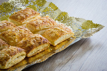Bandeja de pasteles de hojaldre
