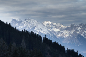 Obraz premium Hohe Munde mit Zugspitze