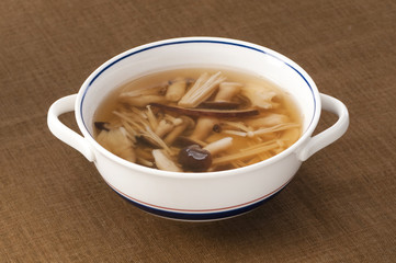 キノコのスープ