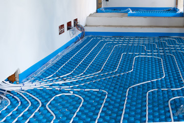 Impianto radiante a pavimento con tubazioni in polietilene