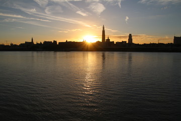 Naklejka premium Antwerp skyline