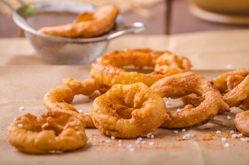 Onion rings with chili on top