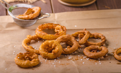 Onion rings with chili on top