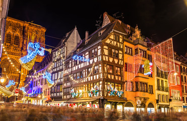 Buildings near Strasbourg Cathedral before Christmas - France - obrazy, fototapety, plakaty