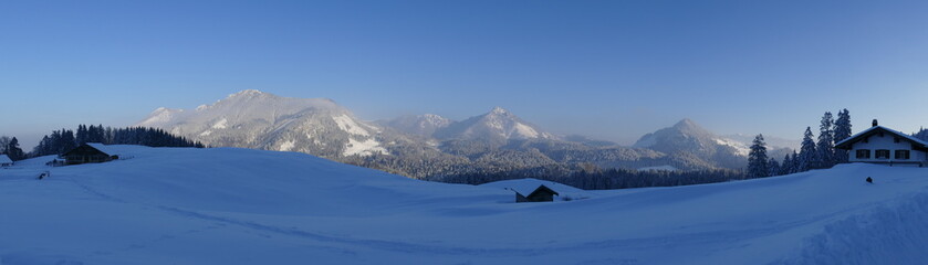 Schneelandschaft in den Alpen