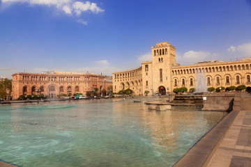 Obraz premium The fountain on a central square